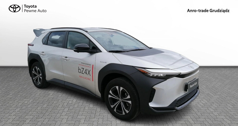 Toyota bZ4X cena 194900 przebieg: 3496, rok produkcji 2022 z Grudziądz małe 301